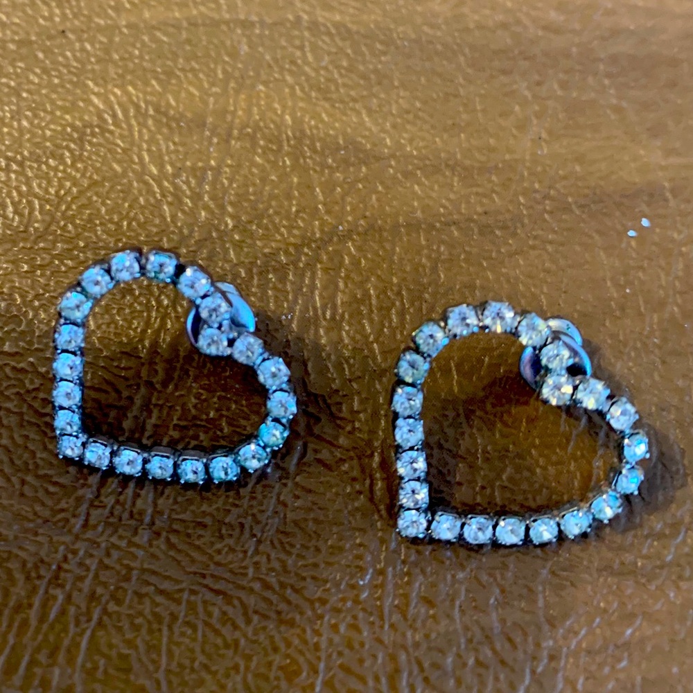 Heart Shaped Rhinestone Earrings